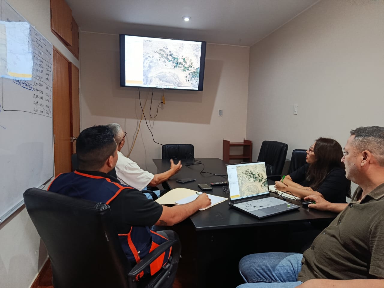 Reunión con la ALA Rio Seco y Municipio de Salas.